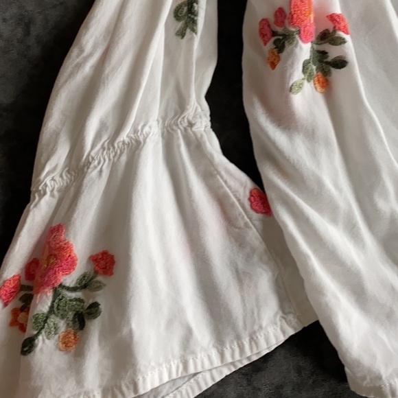 Complete Spring Outfit 🌸 - Picture 3 of 4